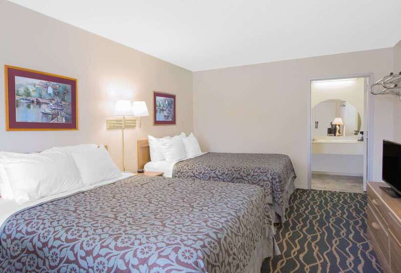 בית מלון כפרי Days Inn By Wyndham Hardy