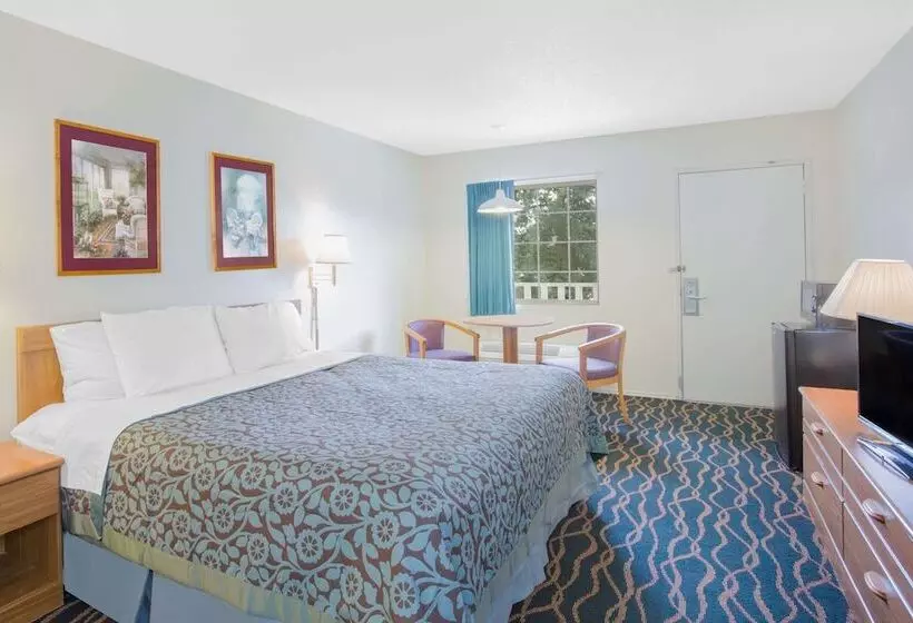 ホテル Days Inn By Wyndham Hardy