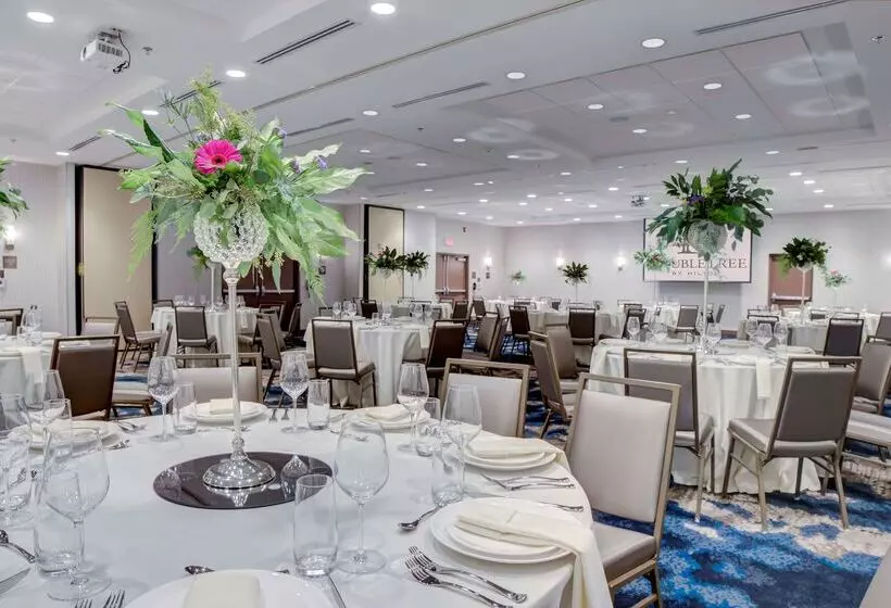 酒店 Doubletree By Hilton Harrisonburg