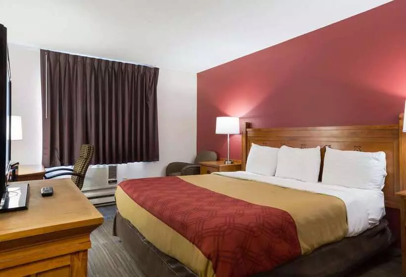 Hotelli Econo Lodge Inn & Suites