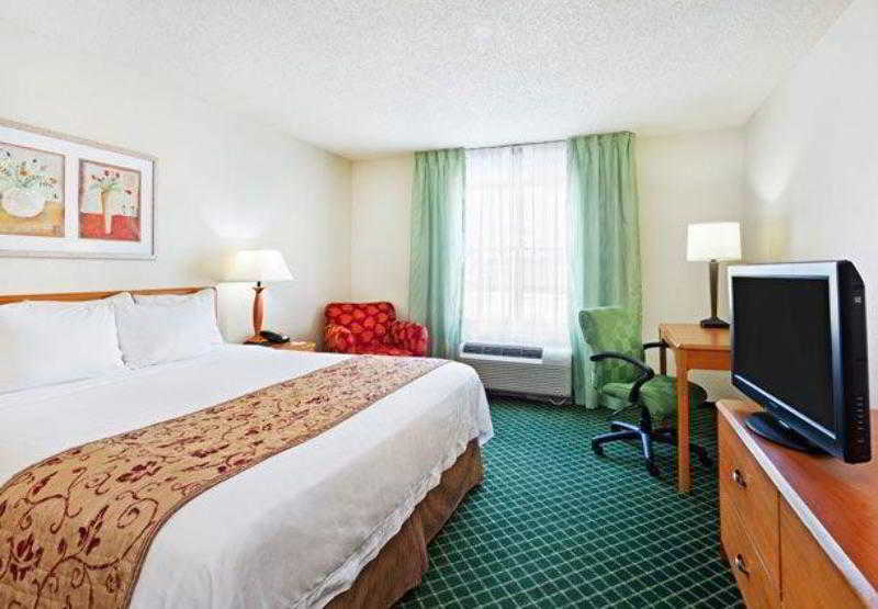 هتل Fairfield Inn & Suites Austinuniversity Area