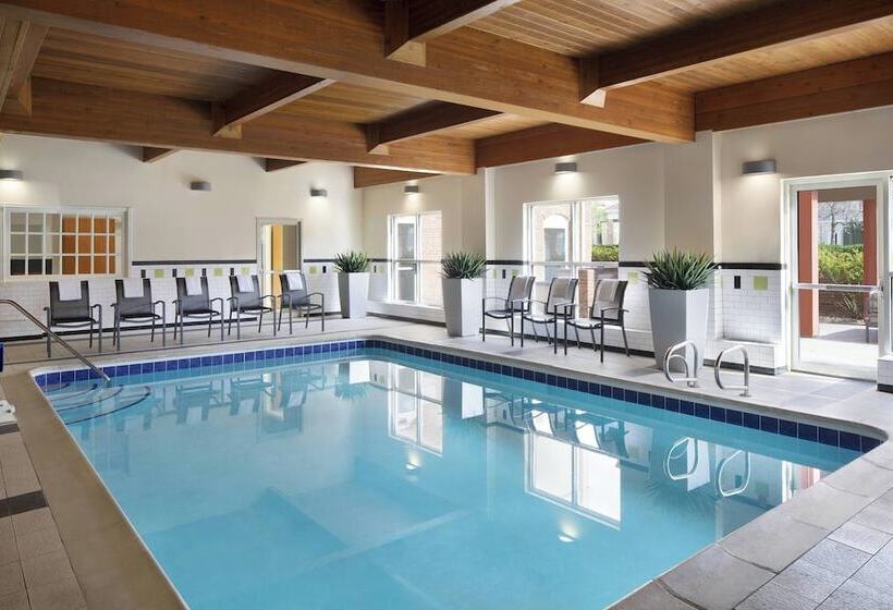 فندق Fairfield Inn & Suites Denver Airport