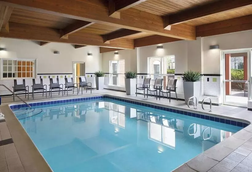 ホテル Fairfield Inn & Suites Denver Airport