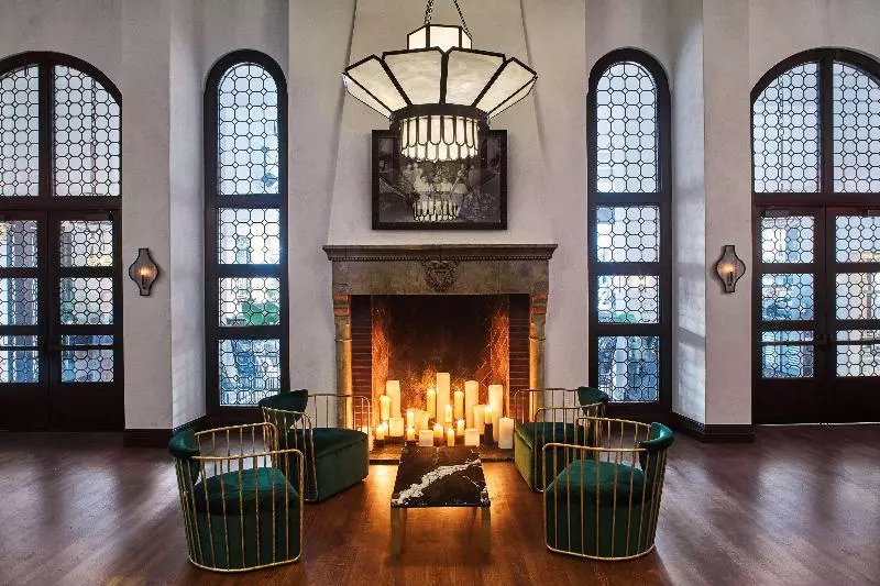 هتل Figueroa, Unbound Collection By Hyatt