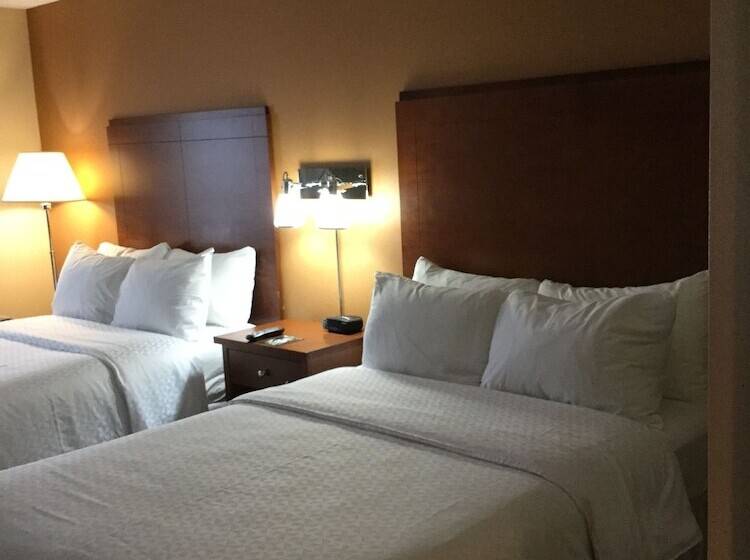 Radisson Hotel Detroit Metro Airport