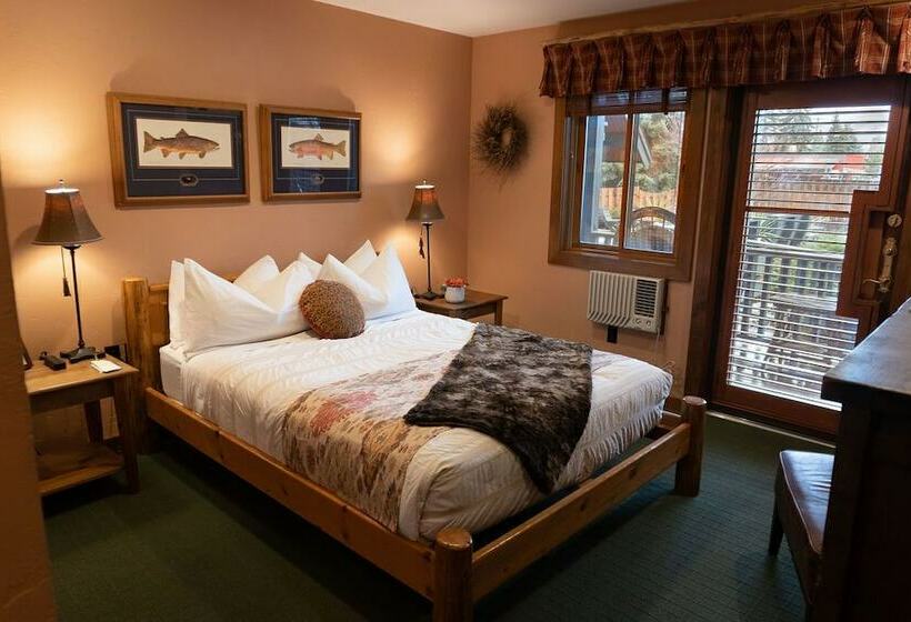 فندق Good Medicine Lodge