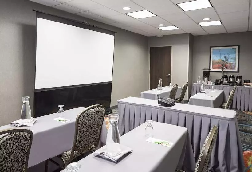 ホテル Holiday Inn Wichita East I 35, An Ihg