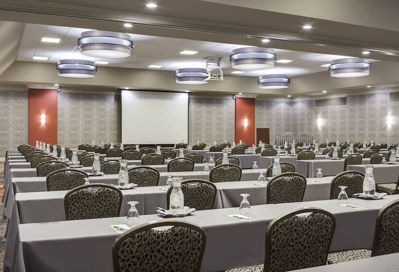 فندق Holiday Inn Wichita East I 35, An Ihg