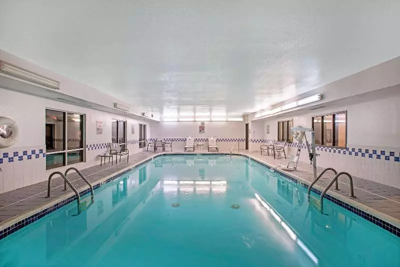 هتل La Quinta By Wyndham Fayetteville