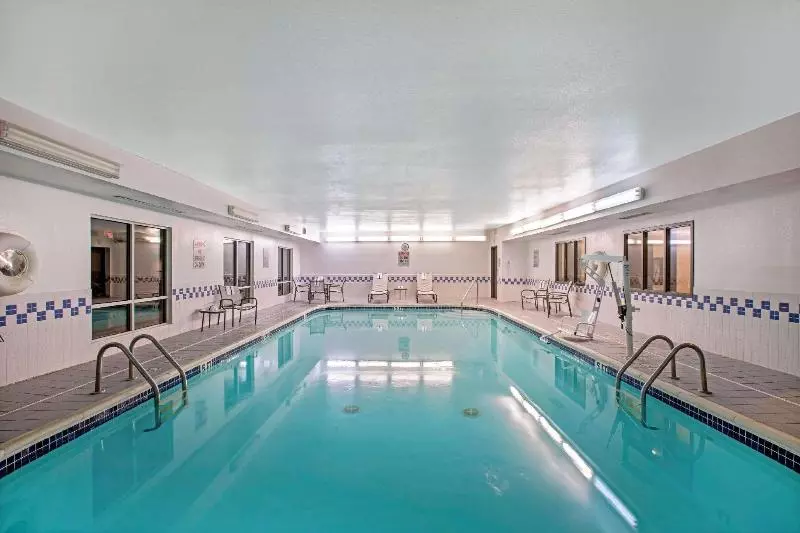 هتل La Quinta By Wyndham Fayetteville