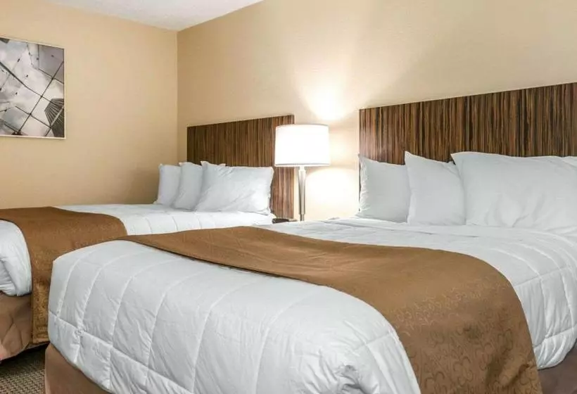 ホテル Blisspoint Inn Northwest Indianapolis