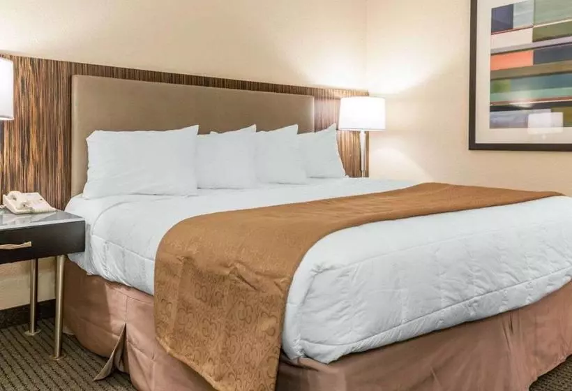 ホテル Blisspoint Inn Northwest Indianapolis