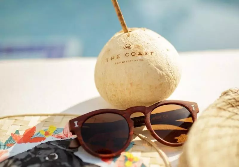 Hotelli The Coast Beachfront