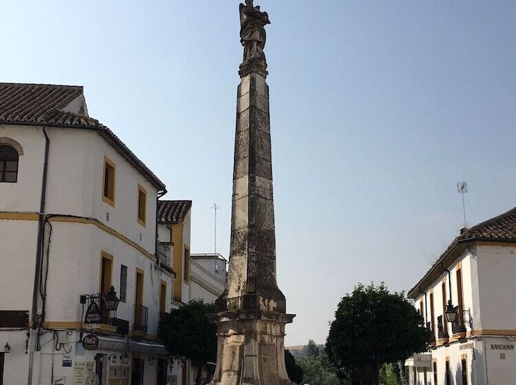 پانسیون Patio De La Plateria