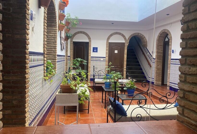 پانسیون Patio De La Plateria