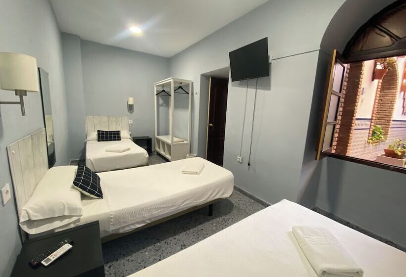 پانسیون Patio De La Plateria