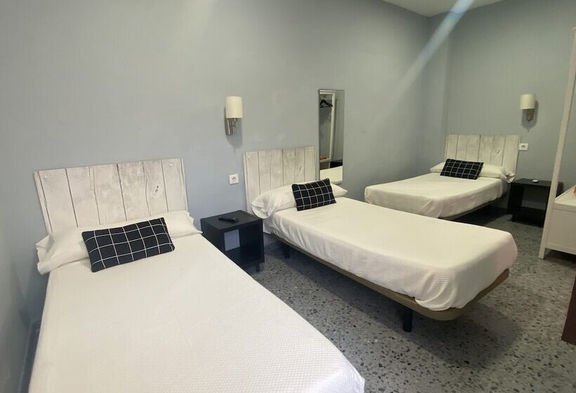 پانسیون Patio De La Plateria