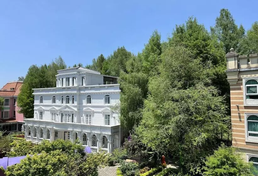 تختخواب و صبحانه Chateau De Olliere