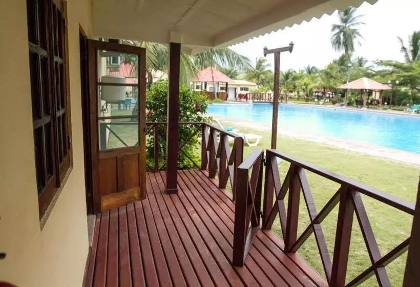 تختخواب و صبحانه Praia Accommodation