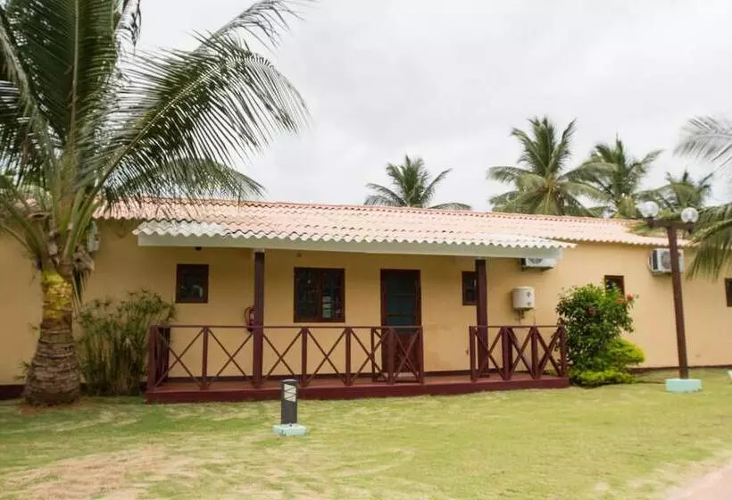 تختخواب و صبحانه Praia Accommodation