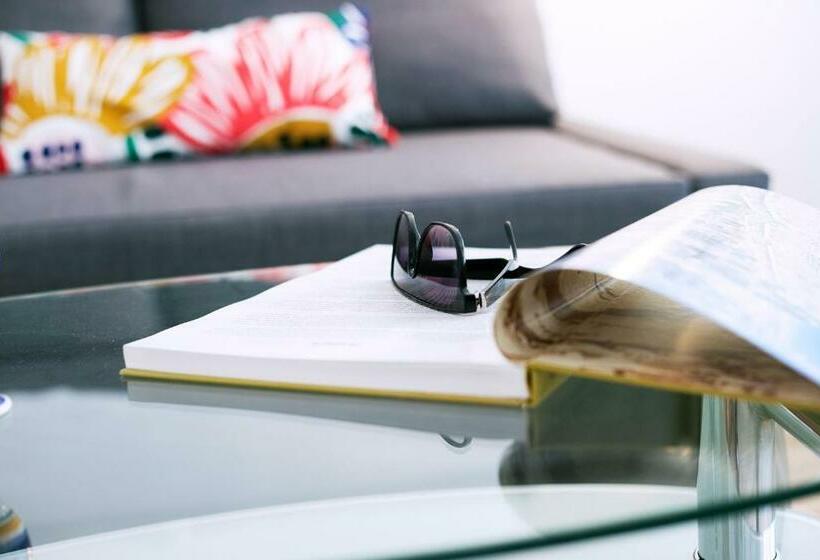 Blue Toscana Pool & Center Apartment