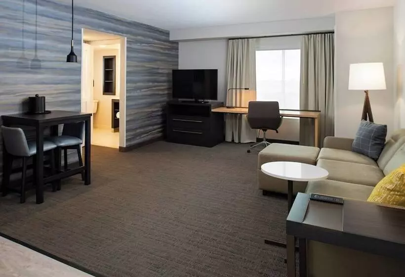 Hotelli Residence Inn Visalia