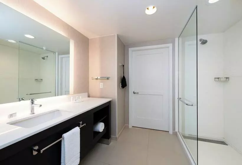 Hotelli Residence Inn Visalia