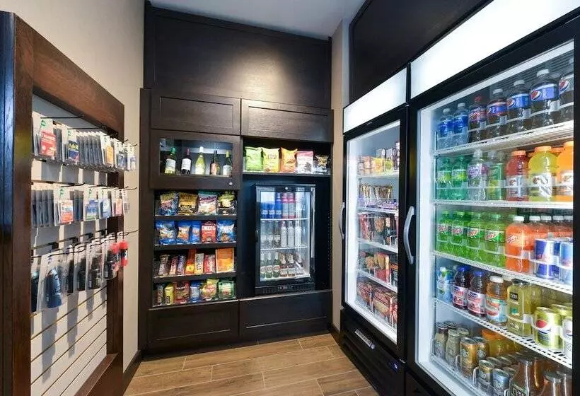 Hotelli Residence Inn Visalia