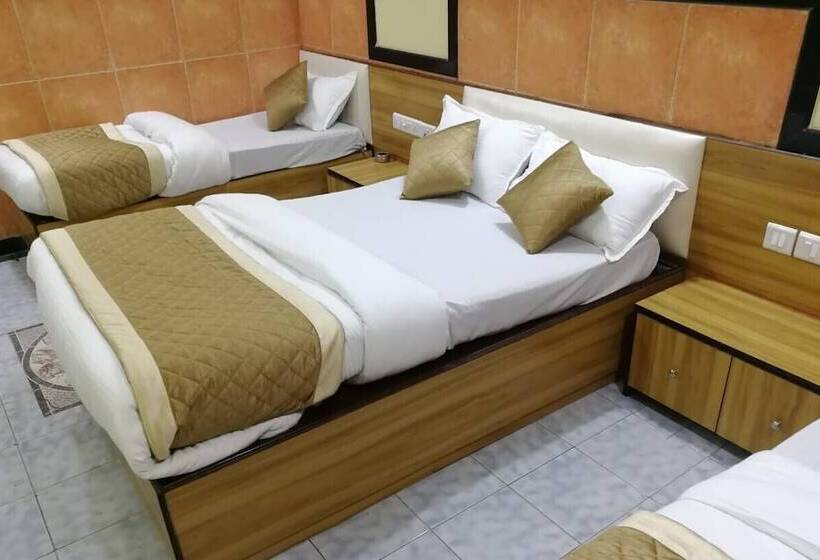 酒店 Swapna International