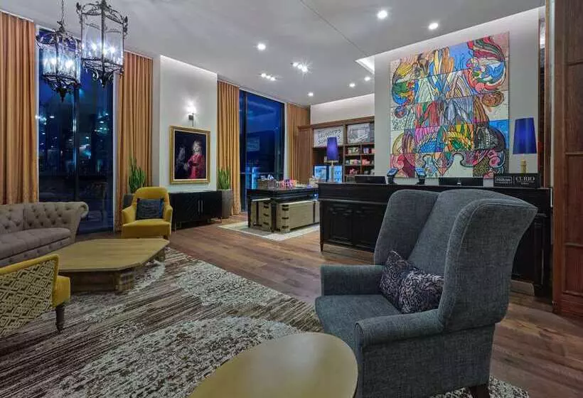 Hotelli The Peregrine Omaha Downtown, Curio Collection By Hilton