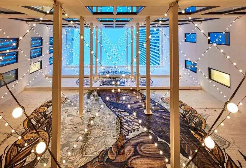 Hotelli The Peregrine Omaha Downtown, Curio Collection By Hilton