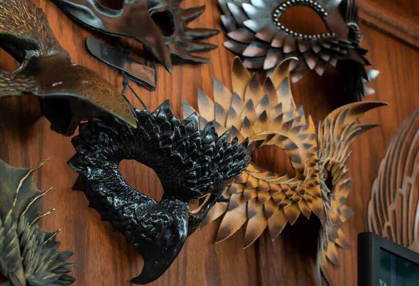 هتل The Peregrine Omaha Downtown, Curio Collection By Hilton