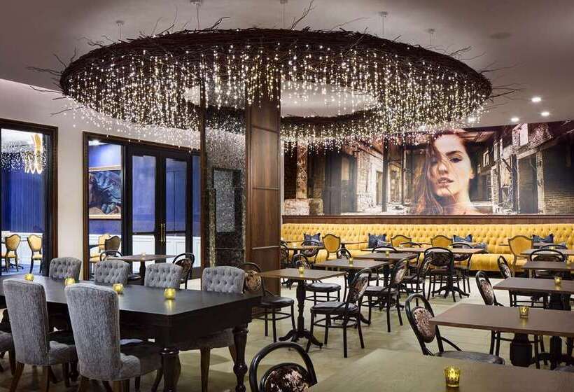 هتل The Peregrine Omaha Downtown, Curio Collection By Hilton