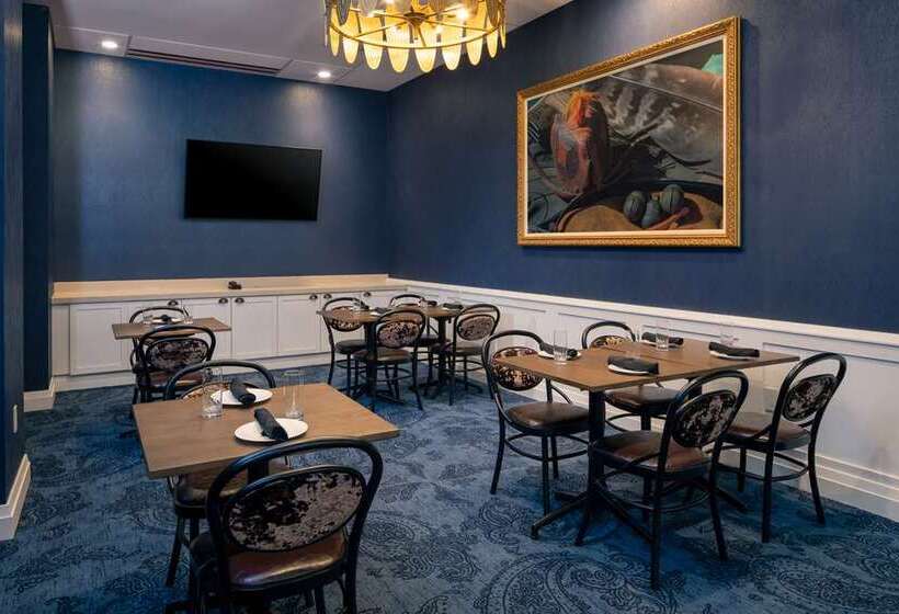 هتل The Peregrine Omaha Downtown, Curio Collection By Hilton