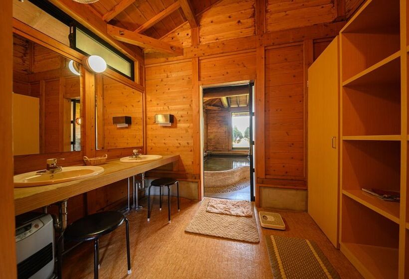 Hotel Yufuin Flora House