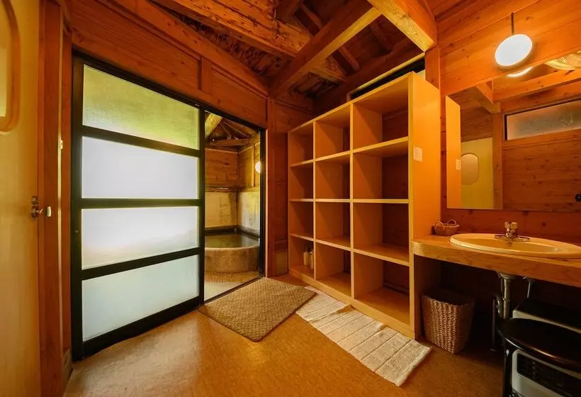 Hotelli Yufuin Flora House