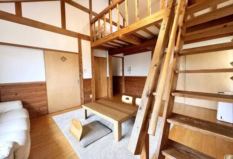 Hotelli Yufuin Flora House