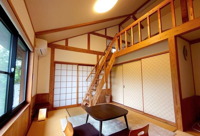 Hotel Yufuin Flora House