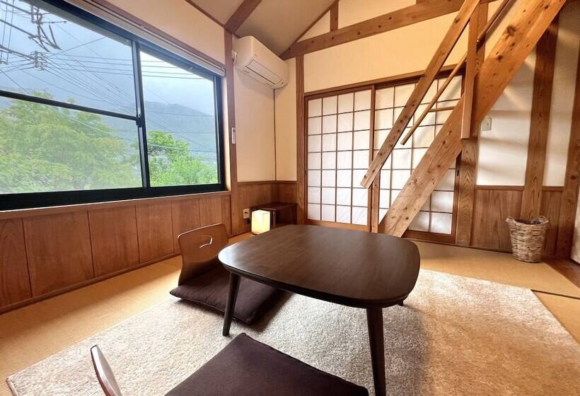 Hotel Yufuin Flora House