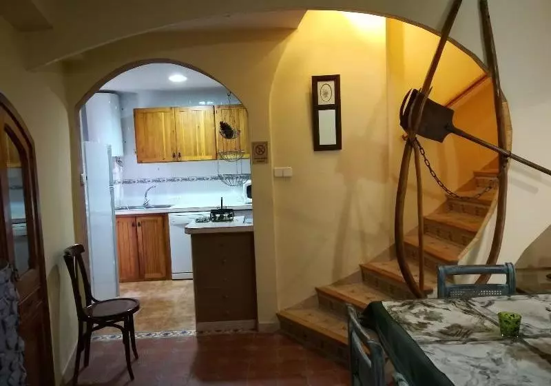 Los Angeles Del Romero