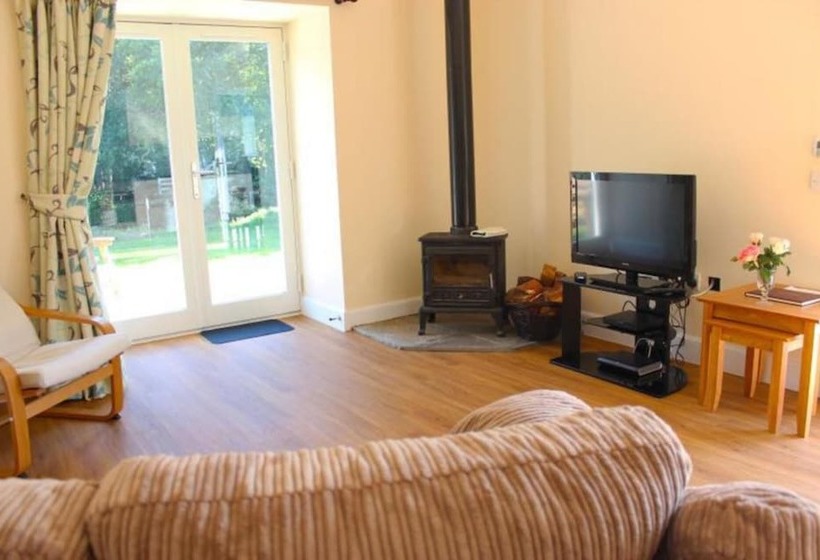 Willow Garden Cottage