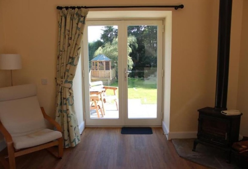 Willow Garden Cottage