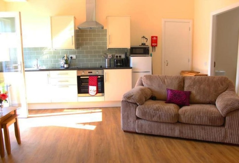 Willow Garden Cottage