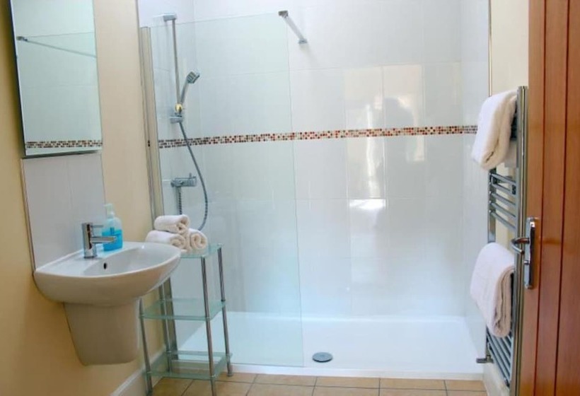 Willow Garden Cottage