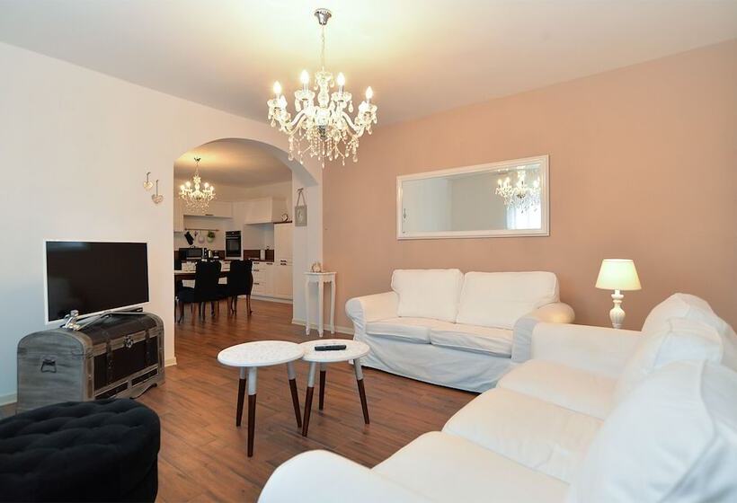 Apartments Marija 1089