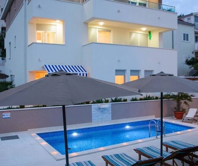 Apartments Villa Aurora 4