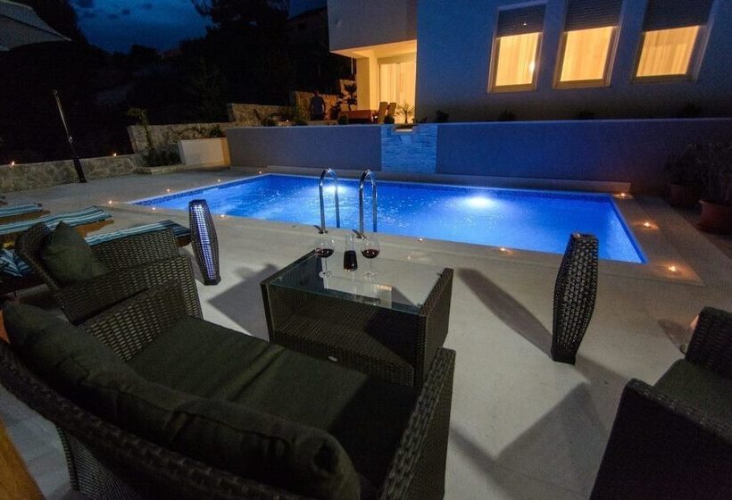 Apartments Villa Aurora 4