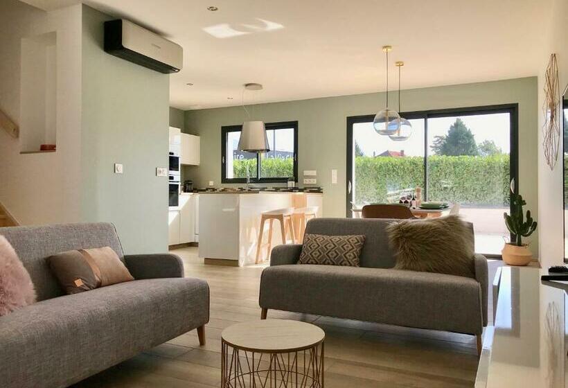 Aux Peupliers De Pradian  Nivea