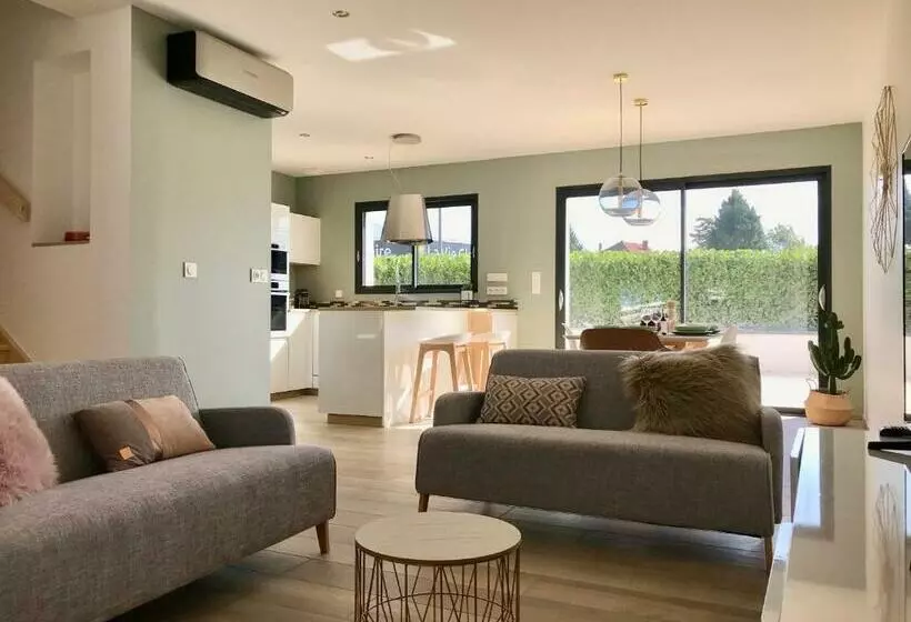 Aux Peupliers De Pradian  Nivea