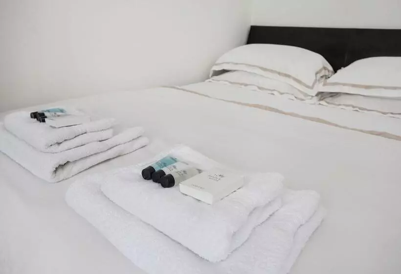 Basic Apartment For Two Amazing Location